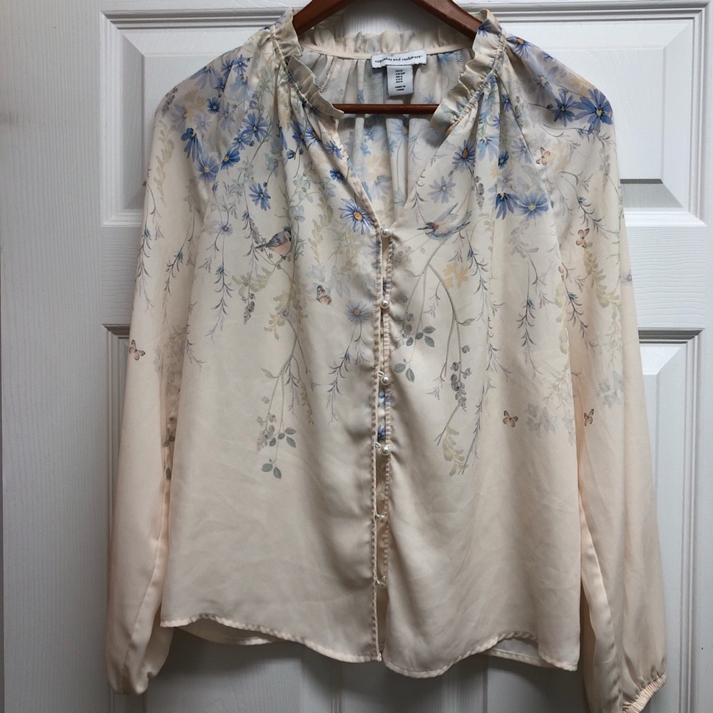 Cupcakes And Cashmere Cream Small Floral Button-Front Blouse